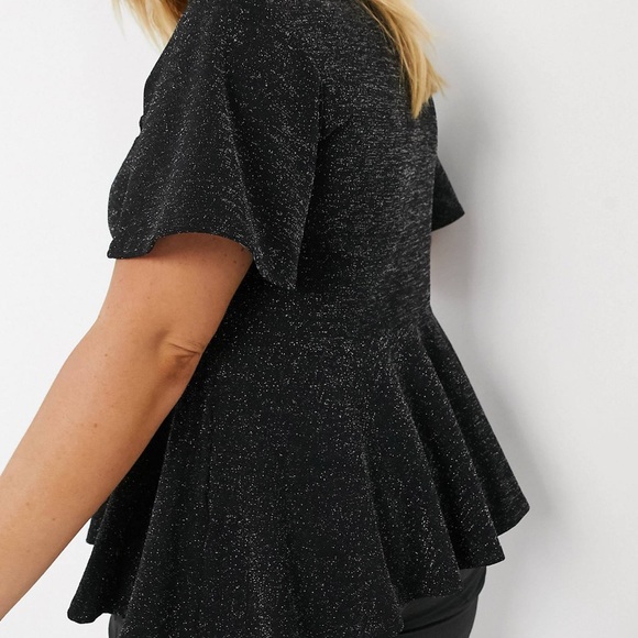 {New Look} v neck peplum top - Picture 2 of 3